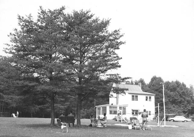 The Pine Tree farmhouse in the early 1960's.